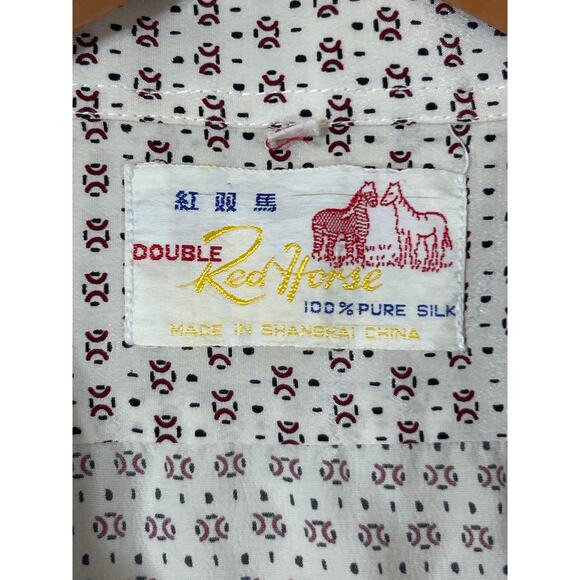 Vintage Double Red Horse Button Up 15 1/2 Cream Red Print 100% Pure Silk - Picture 6 of 9